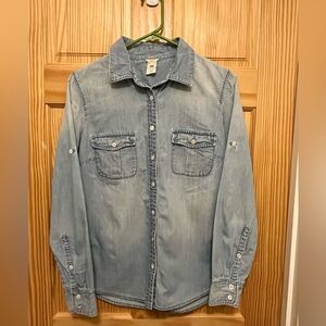 J.Crew Chambray Button Down Shirt, Women's Size 6, Faded Blue, See Description